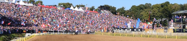 Team France on their parade lap incite the crowd into a frenzy!